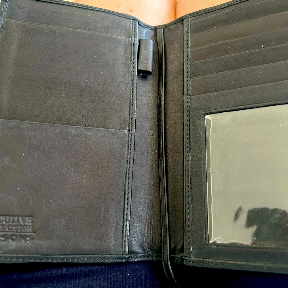 Wilsons Leather Black Card Holder